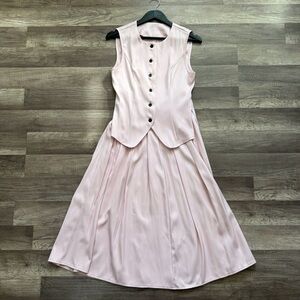 Elegant Pink Sleeveless Dress